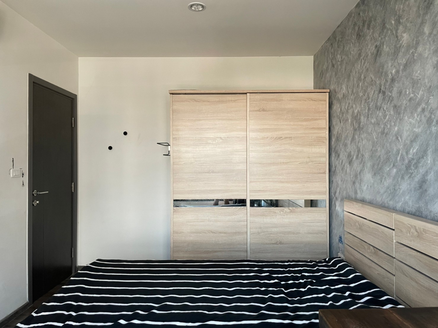 THE BASE Park East Sukhumvit 77 | a Corner Unit with a Nice Toll View, Near BTS On Nut