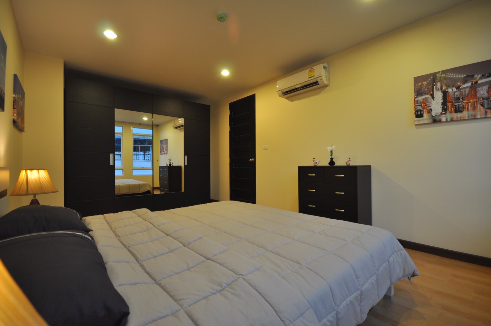 THE AMETHYST 39 | Comfortable 1BR, Near BTS Phrom Phong