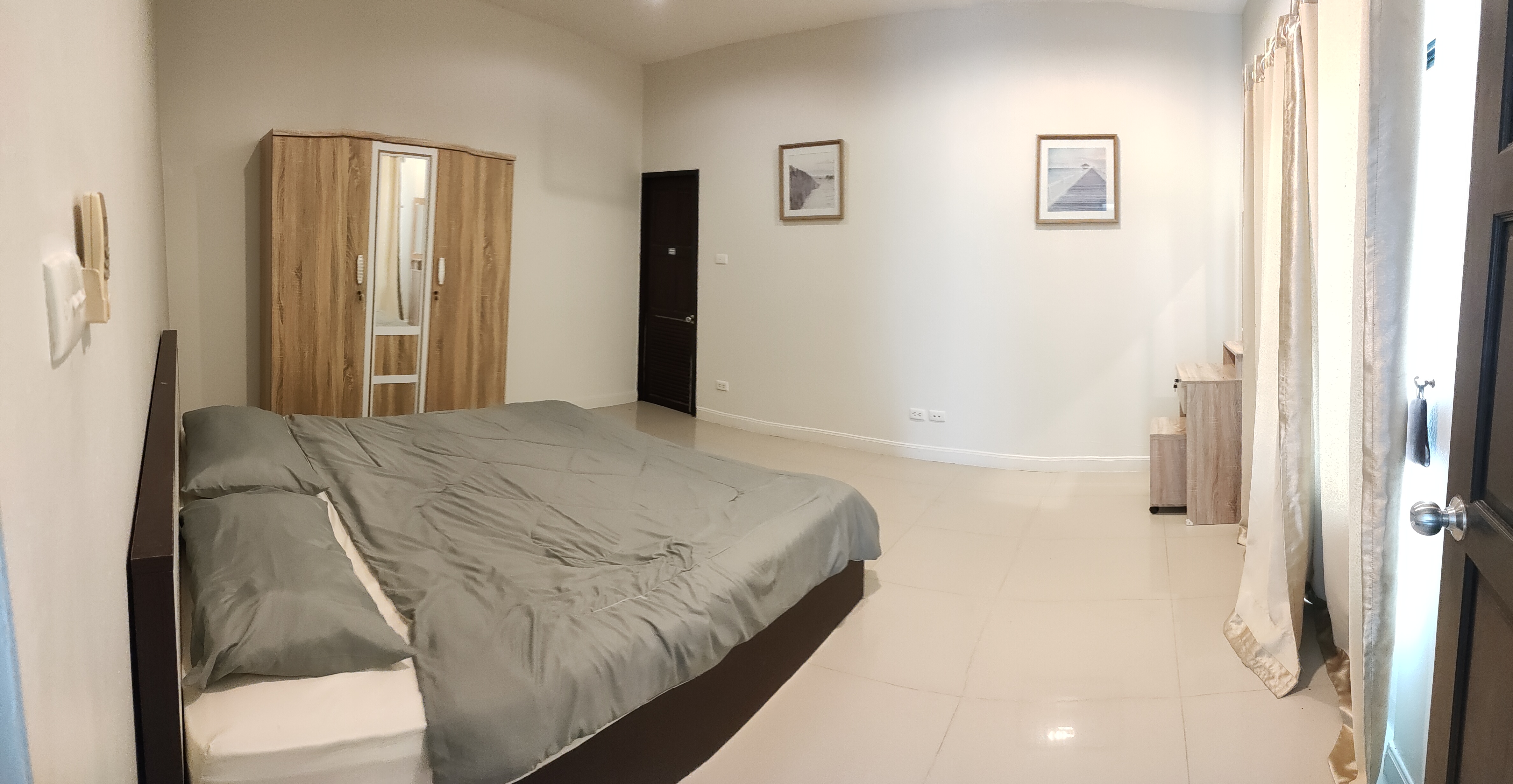 Big Pool Villa for Sale & Rent Mid-Town in Hua Hin