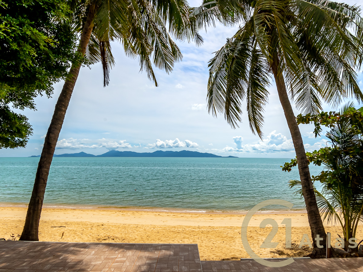 Leasehold resort with 49 rooms near the beach