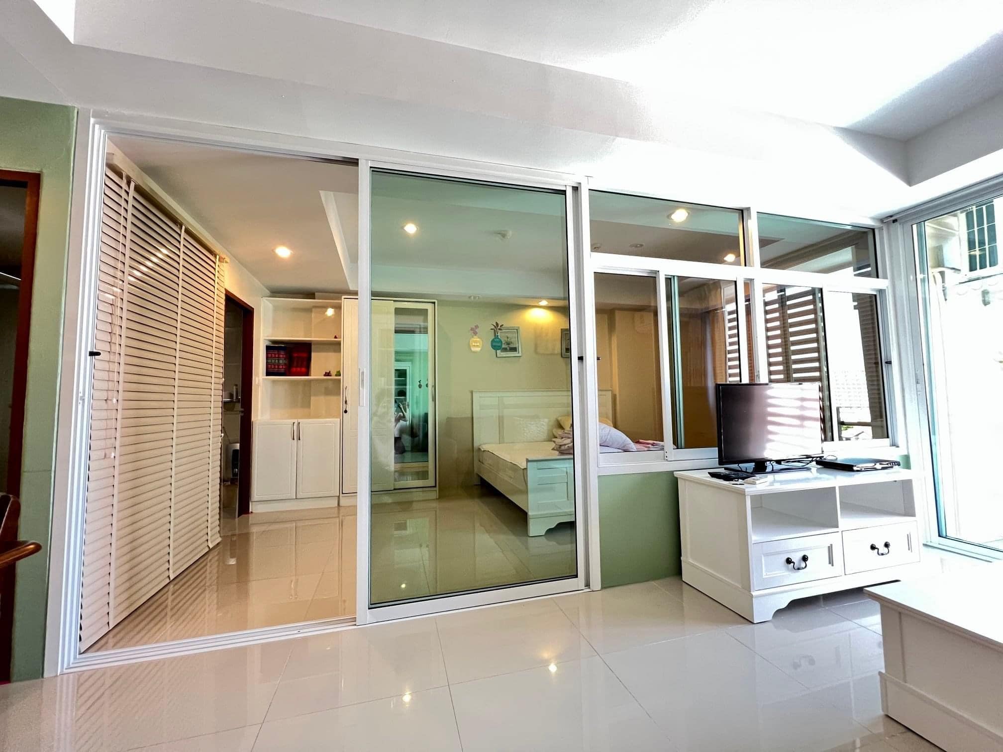 Condo for sale, The Mountain Eakmongkol, Soi Khao Talo, Pattaya.