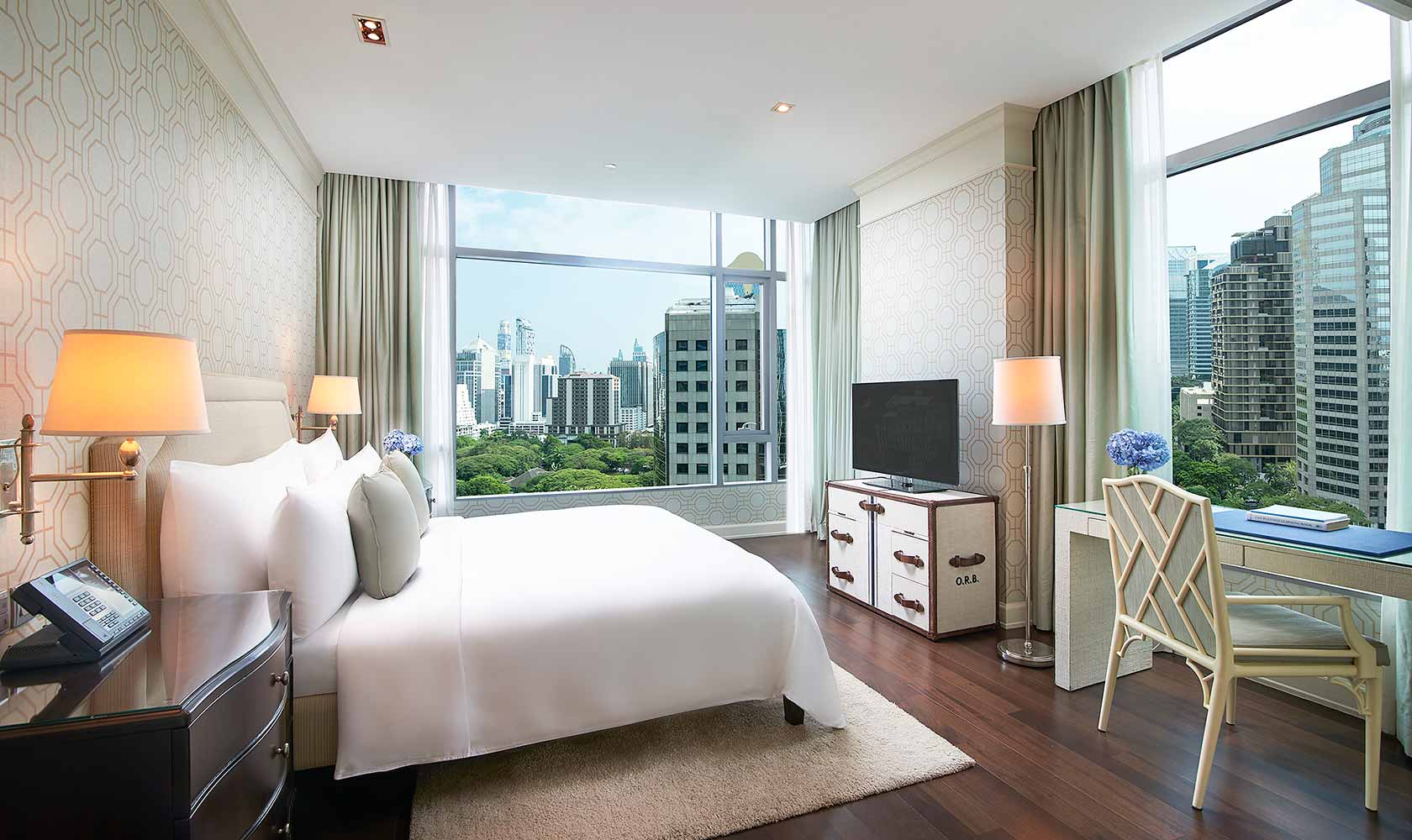 Luxury Serviced Apartment in Ploenchit