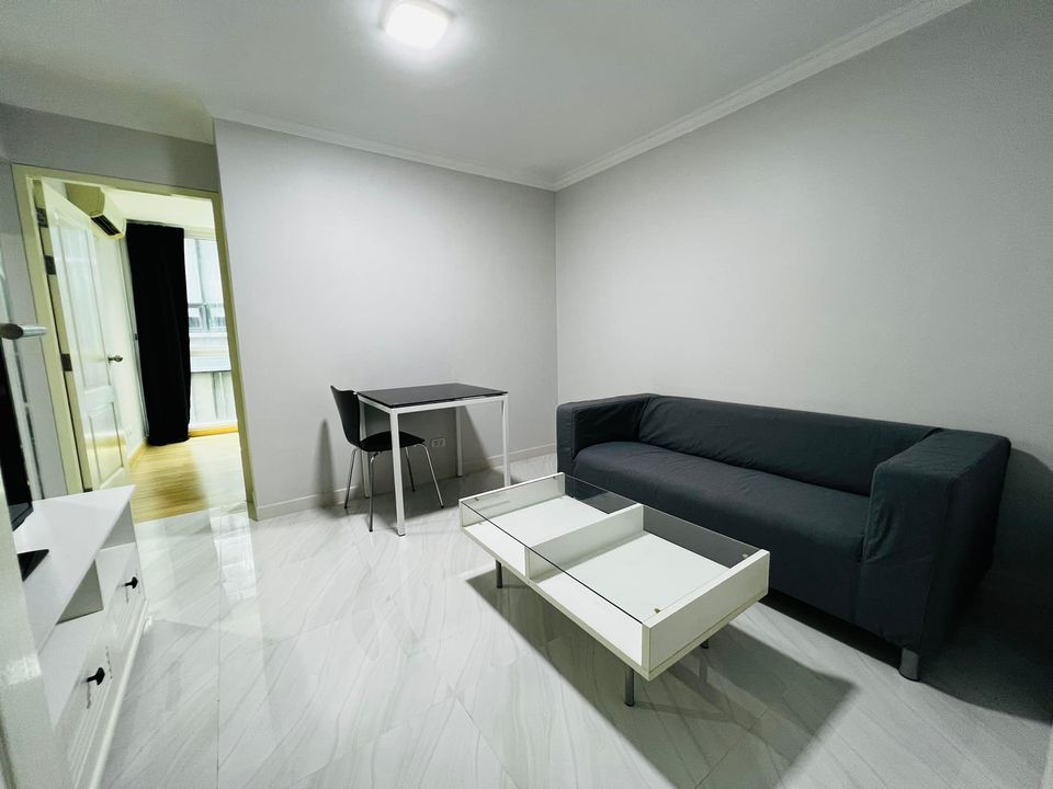 Chateau in Town Ratchada 20 | Comfortable 1BR, Fully Furnished, Near MRT Sutthisan