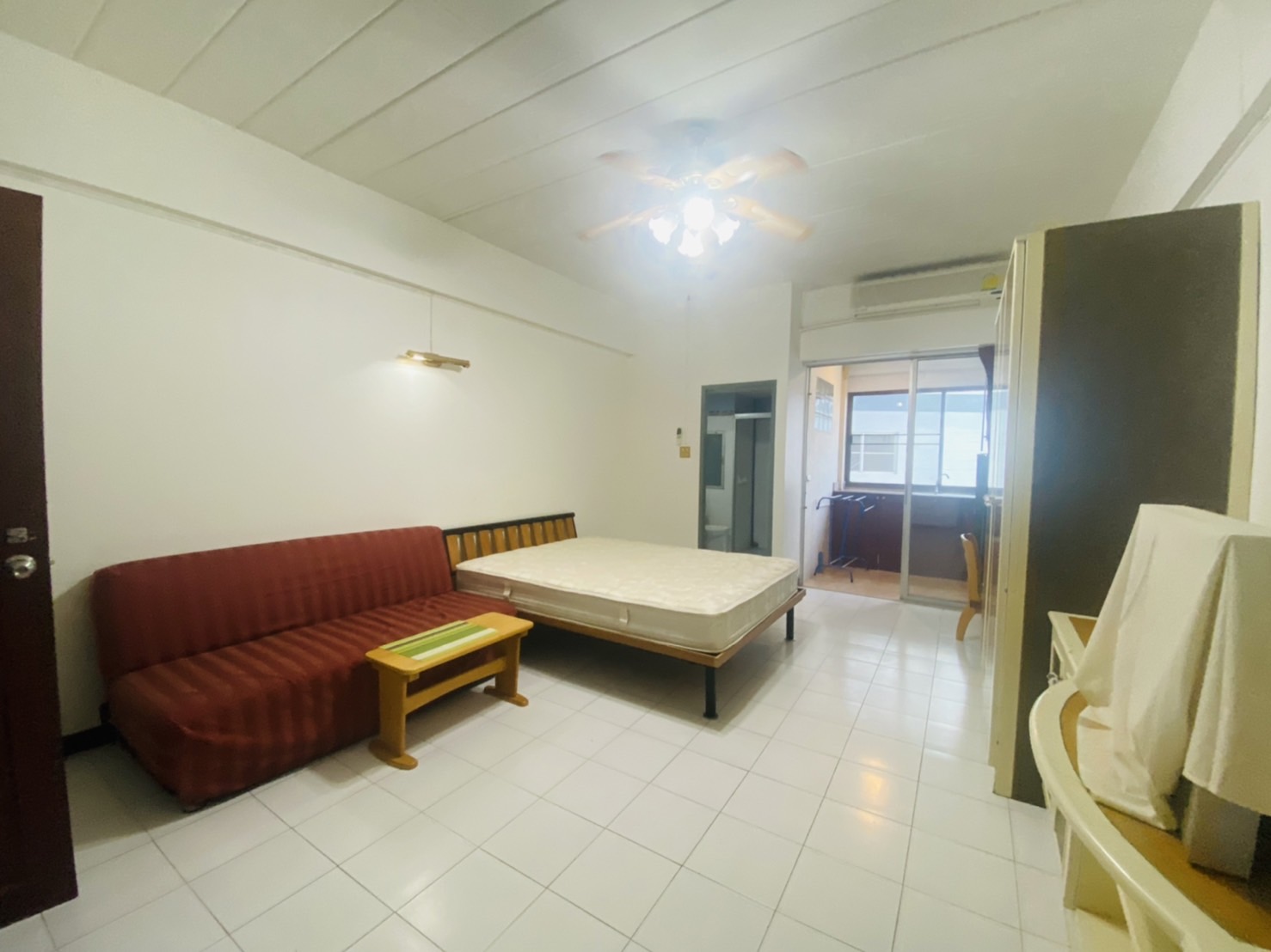 32 sqm. Studio Hagone condo for sale