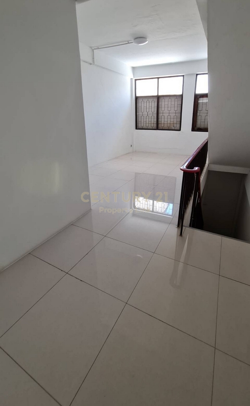 4.5 storey commercial building for rent, including rooftop, Sukhumvit 101, only 100 meters from BTS Punnawithi / 48-CB-65044
