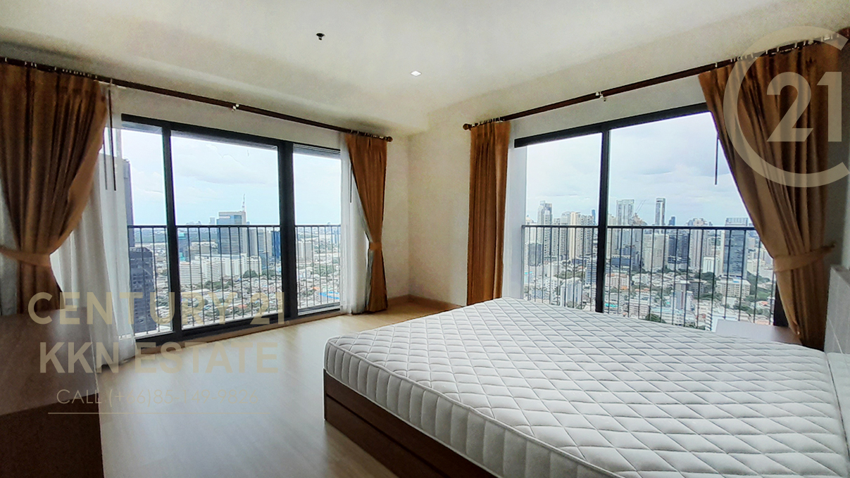 NOBLE REMIX **PROMOTION PRICE** | 3 Bedrooms Corner Unit on the Very Top Floor with Stunningly Clear View, Next to BTS Thonglor