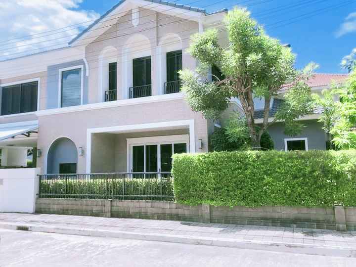 2 storey Fully furnished Luxury House for SALE at Vararom Premium Nawarat