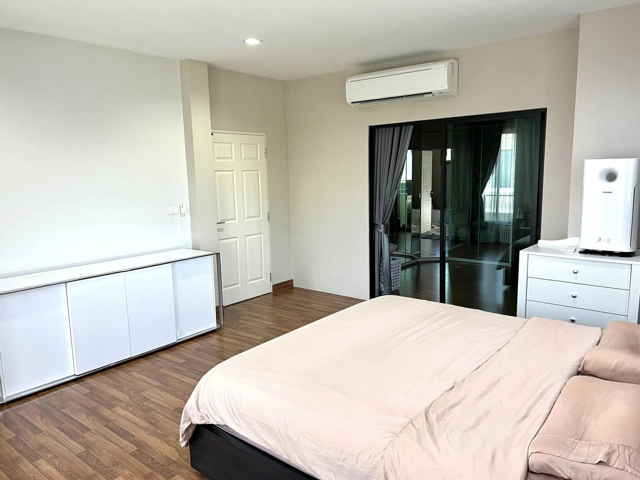 2 storey Fully furnished Luxury House for SALE at Vararom Premium Nawarat