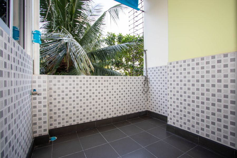 Studio Unit for SALE at SR Complex Condominium in the City
