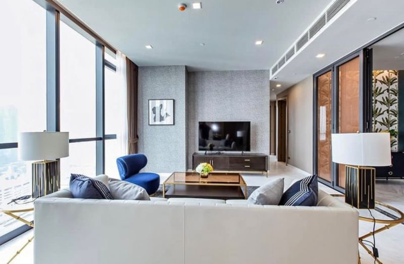 Condo sales price below market Luxury condo in the heart of Thonglor The Monument Thonglor, Bangkok