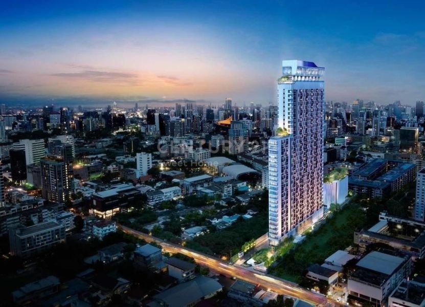 2 Bedroom Condominium for sale in XT Ekkamai Khlong Tan Nuea Bangkok