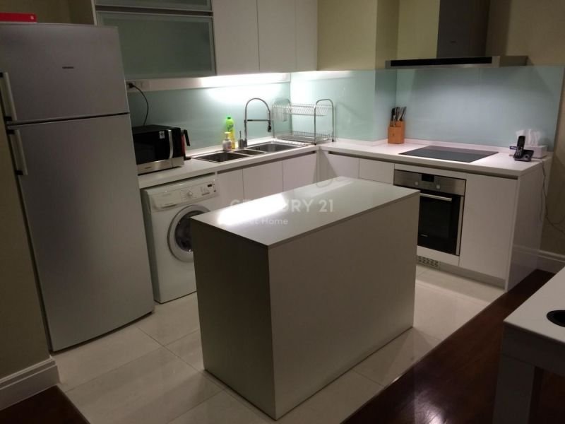 3 Bedroom Condominium for sale in Bright Sukhumvit 24 Khlong Tan Bangkok