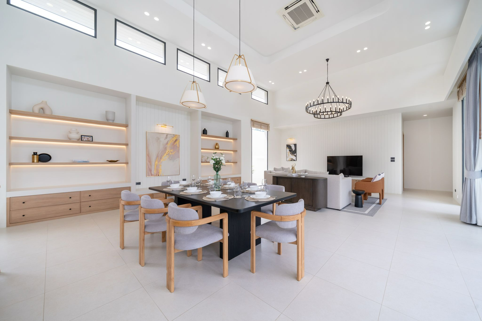 Luxury 4BR Villa in Thalang  Prime Location - Rent