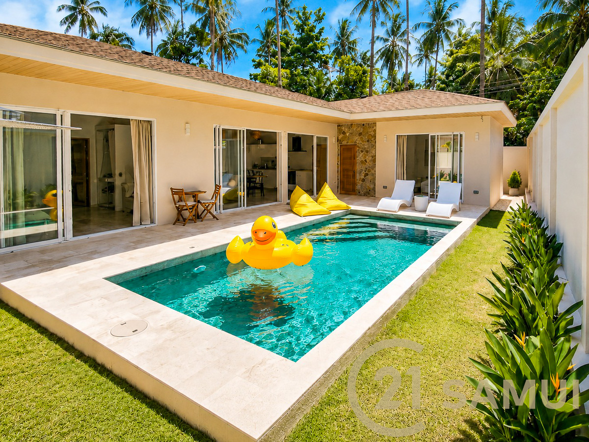 Leasehold 3-Bedroom Pool Villa for Sale in Lamai