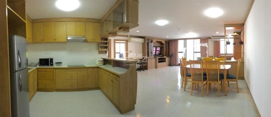 2 Bedroom Condominium for rent in Supalai Place Sukhumvit 39 Khlong Toei Nuea Bangkok near BTS Phrom Phong