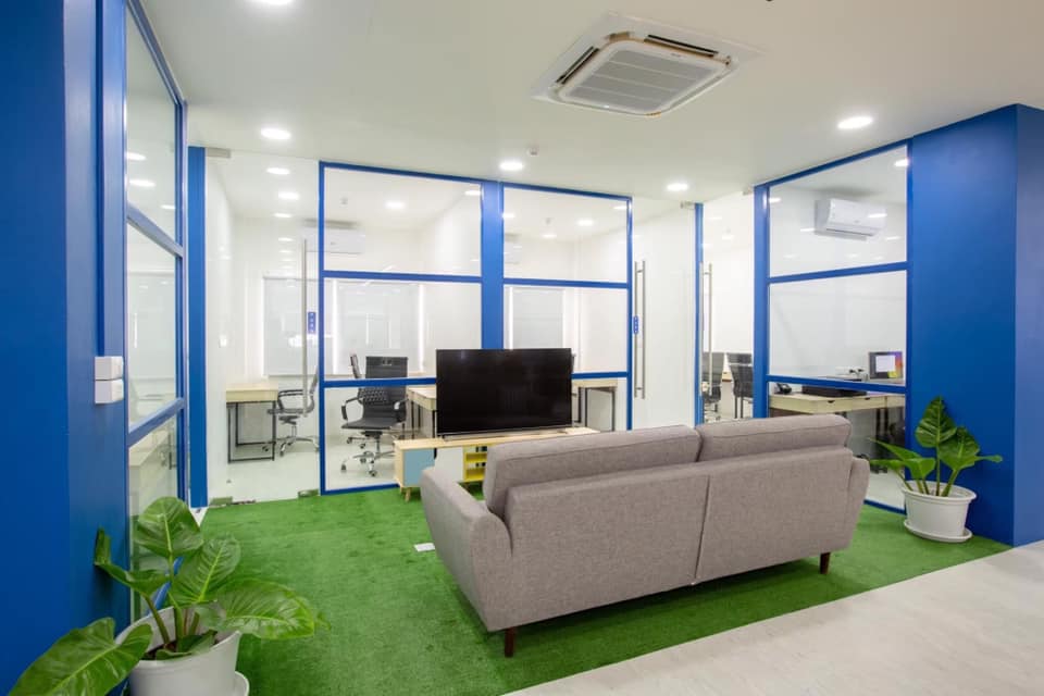 Office Close to BTS Siam 668 sqm. for Rent