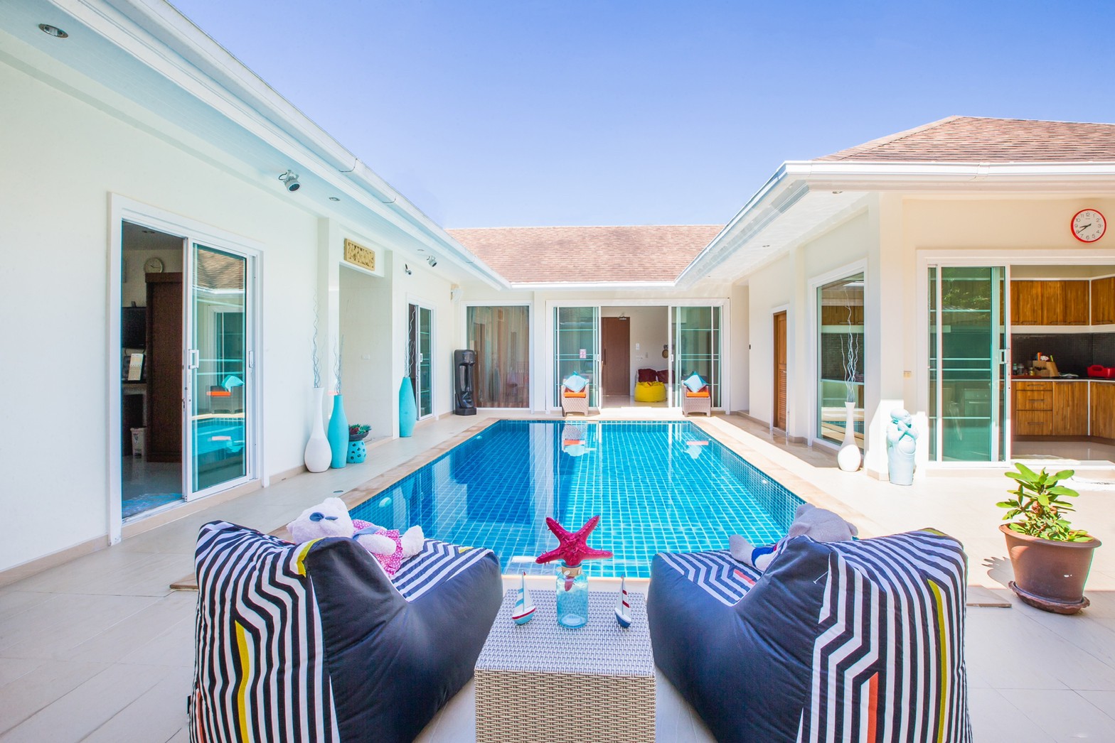 Attractive 4-Bedroom Pool Villa on Chalong Hill Phuket