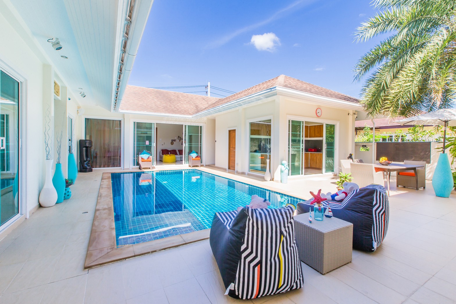 Attractive 4-Bedroom Pool Villa on Chalong Hill Phuket