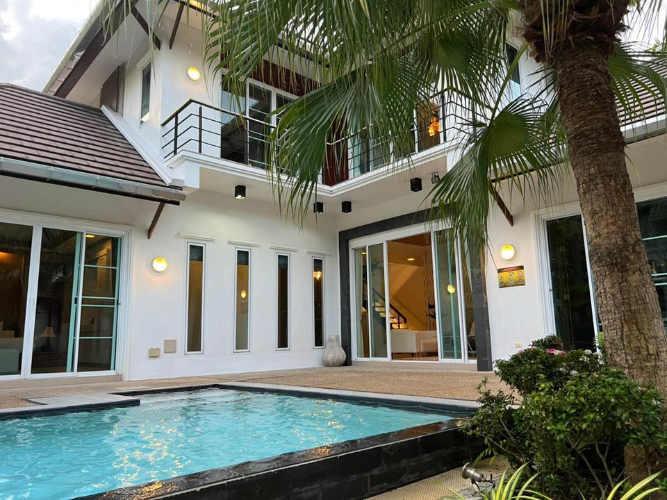 Pool Villa 3 Bedrooms at Cheong Tale