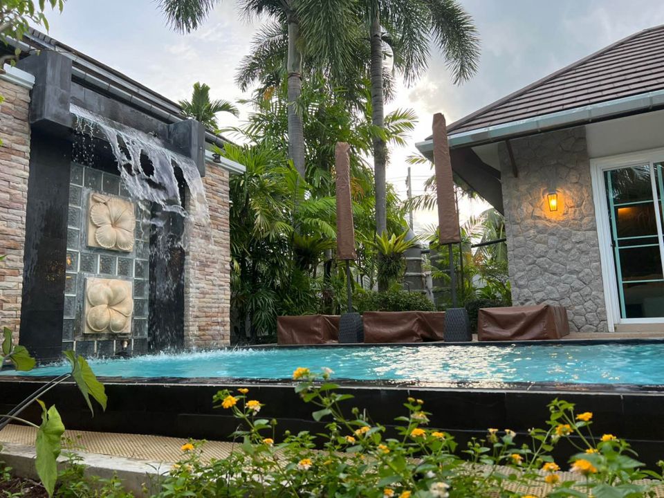 Pool Villa 3 Bedrooms at Cheong Tale