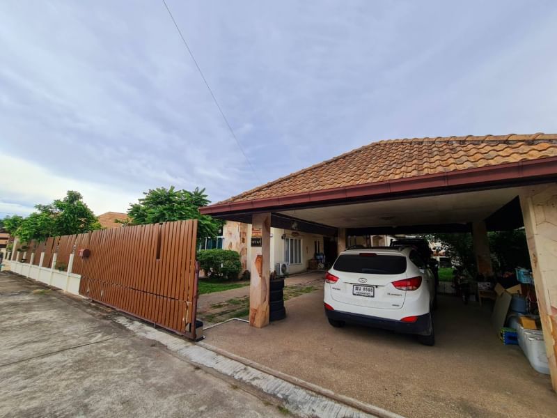 detached house pattaya Soi Thung Klom Tan Man Srisuk Villa Project