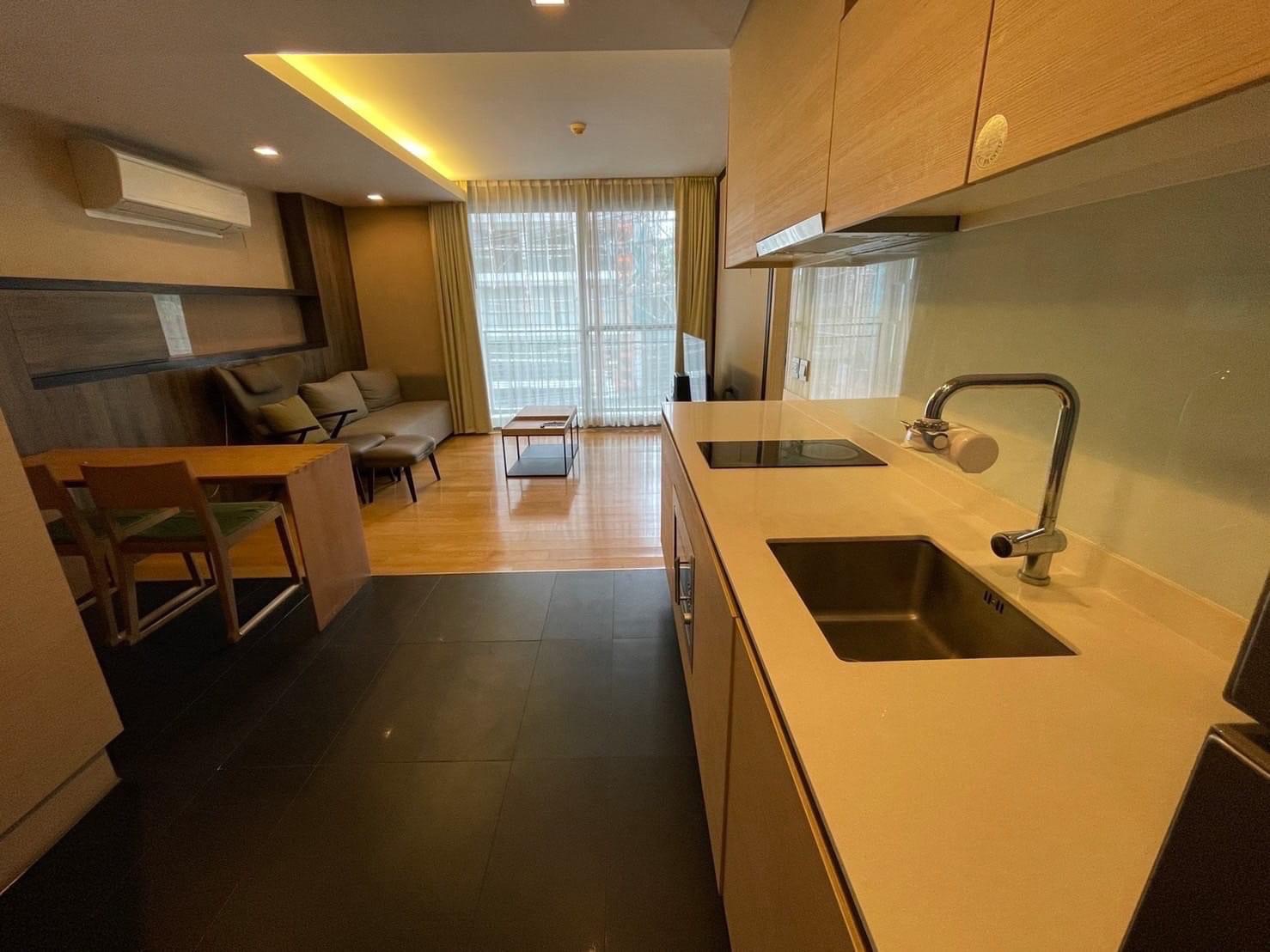 For Rent Via Botani