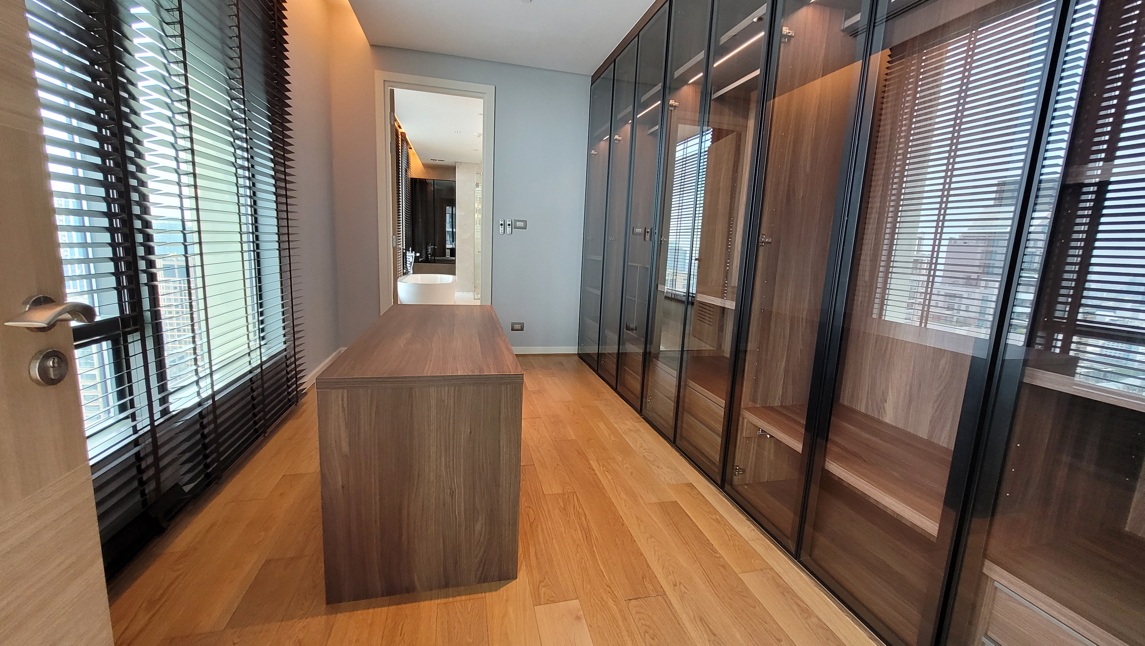 Sindhorn Residence