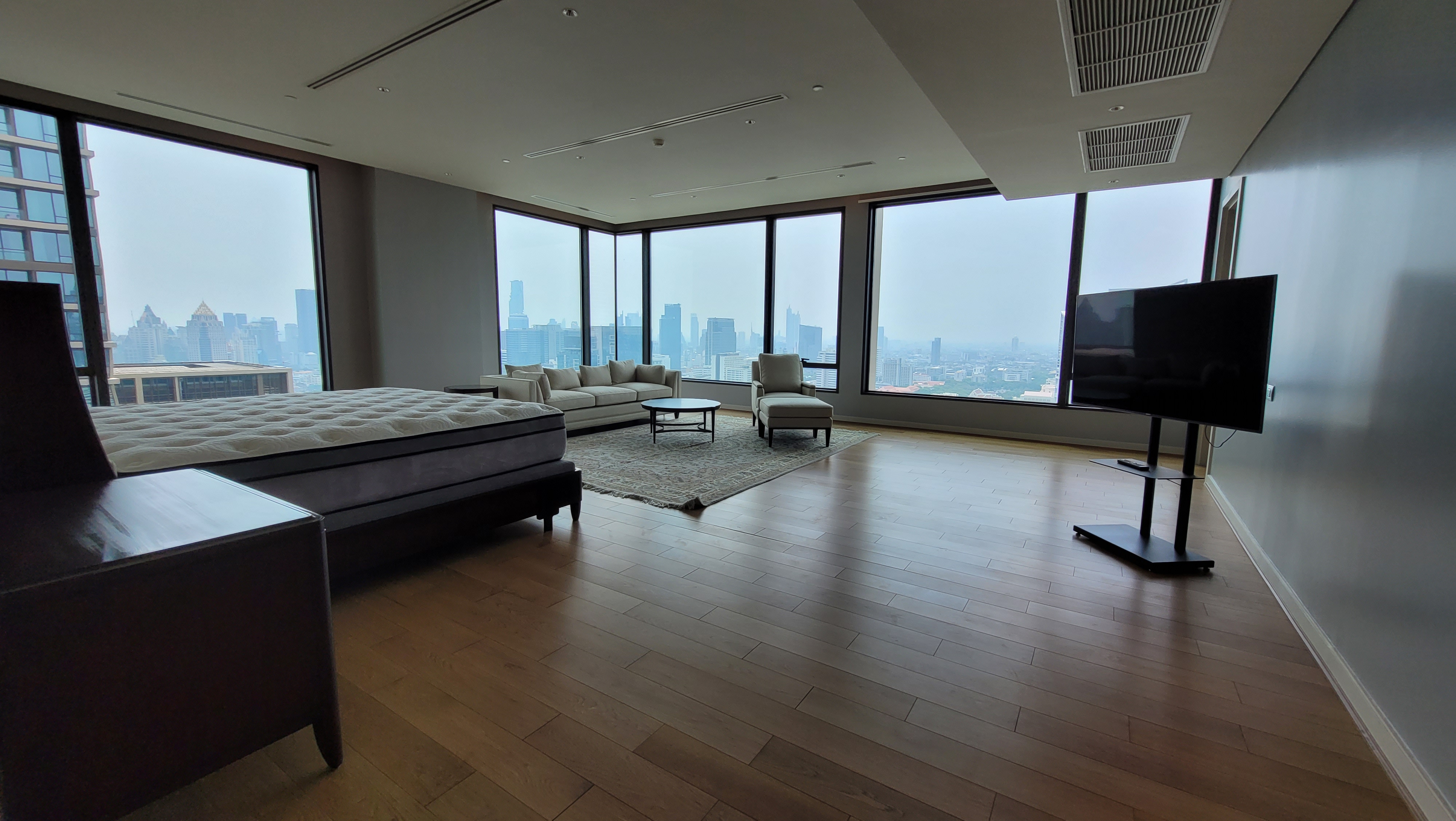 Sindhorn Residence