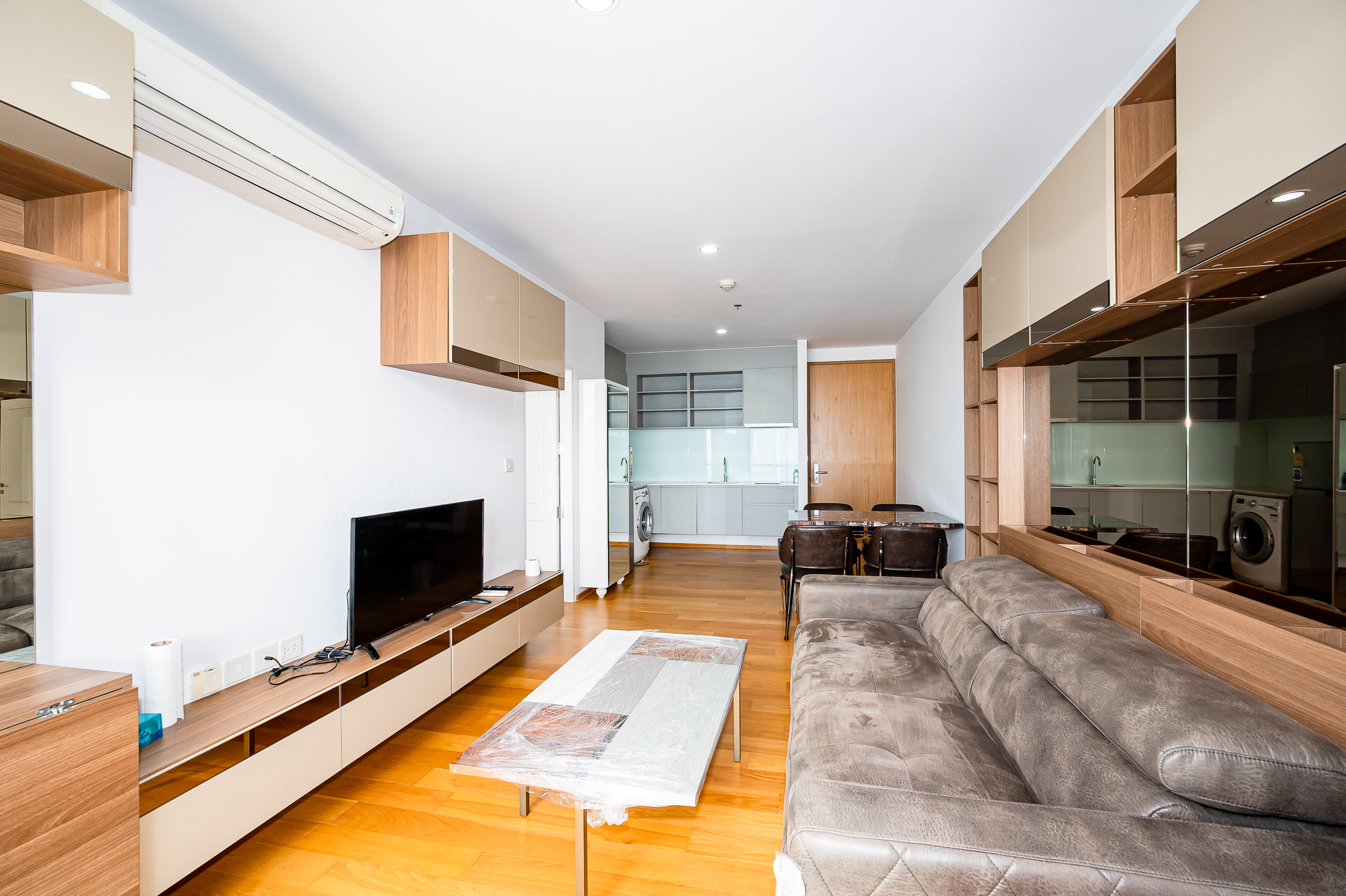 Condo For Rent 1 bedroom at Noble Revo SIlom Near BTS Surasak Ref: A17240705