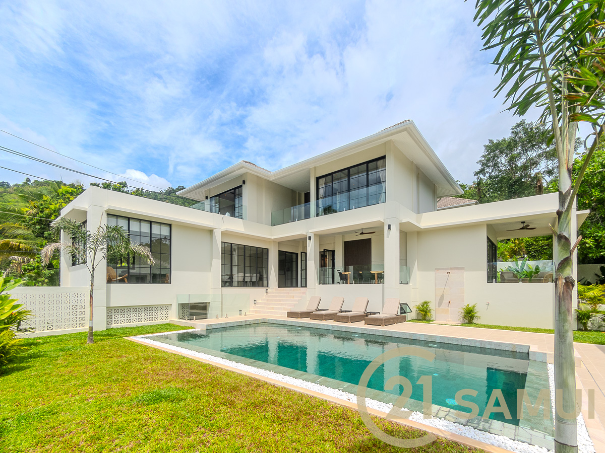 Modern 3-Bedroom Pool Villa With Garden for Sale