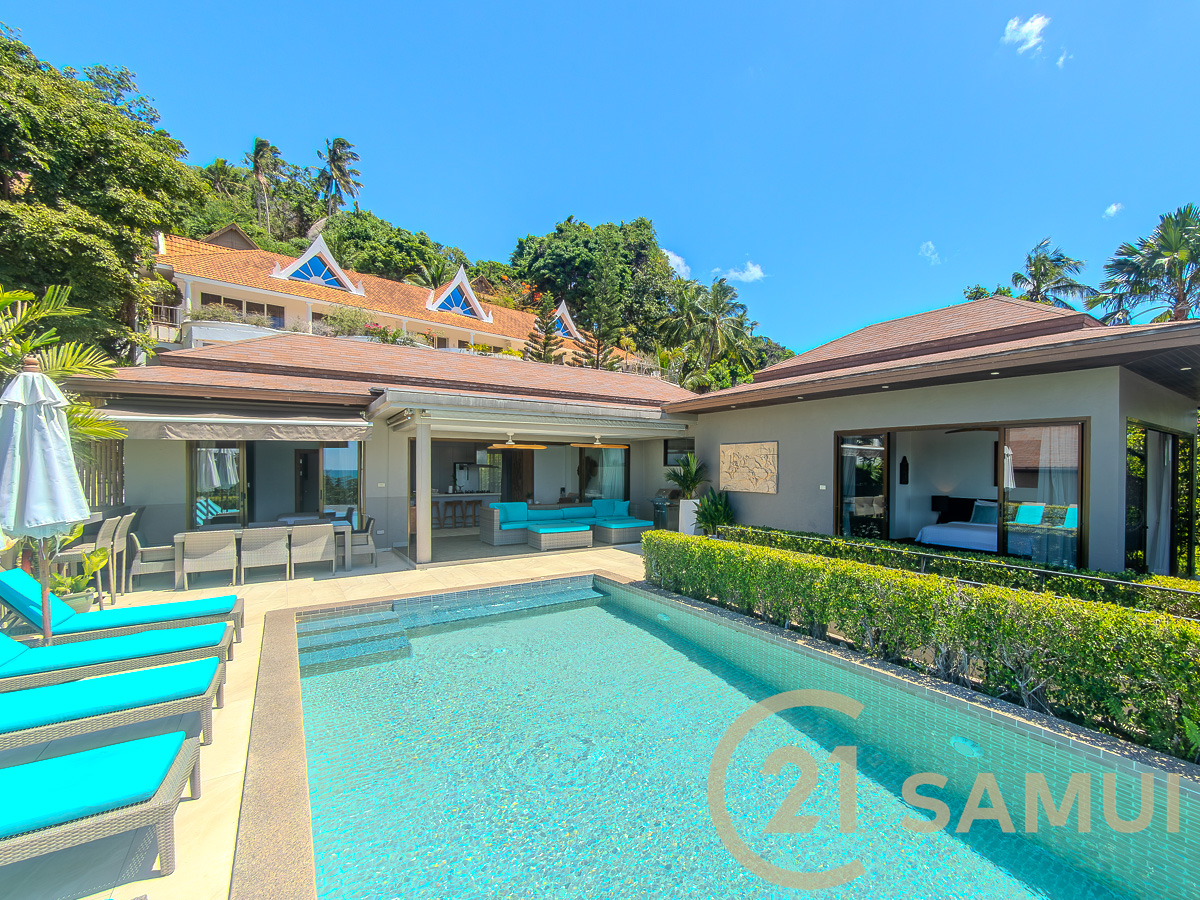 4-Bedroom Pool Villa with Sea View for Sale In Lamai