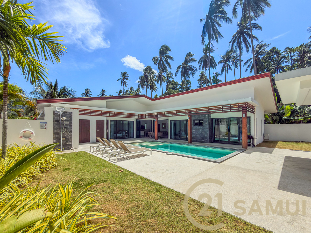 Three-Bedroom Pool Villa for Sale in Lamai