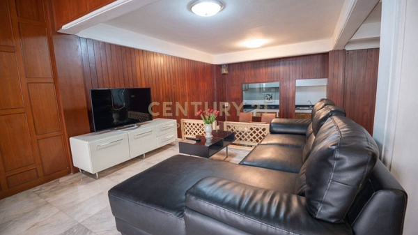 Spacious 5-Bed European Townhouse for Rent | 350 SQ.M near Expressways (Ekkamai-Sukhumvit)No.62-TH-69012