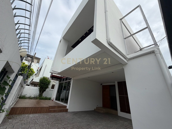 Rare Ari Gem! Detached House on 50 Sq.W. Land in Soi Ari Samphan 4 No.59-HH-69027