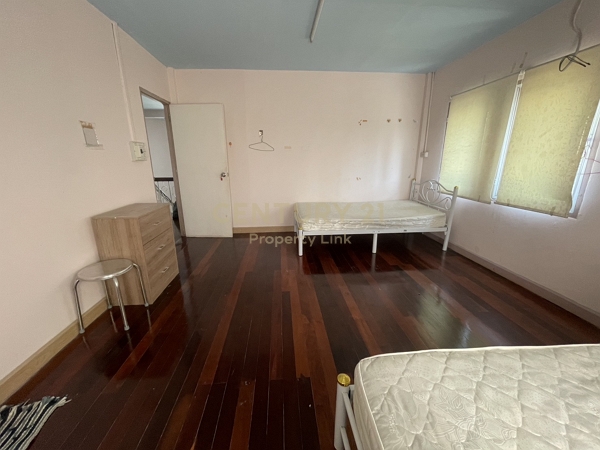 Focus on Versatility (Home Office): Prime Location House for Rent: Ideal for Residence or Home Office near BTS Saphan Khwai & Ari No.50-HH-69029