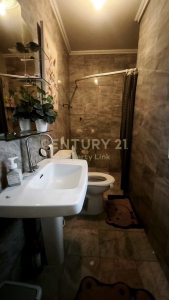 Focus on Unique Architecture & Investment: Unique Greek-Roman Style 4.5-Story Home Office for Sale | Vibhavadi 2 (250 Sq.m.) No.50-TH-69016