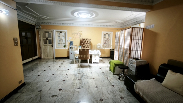 Focus on Unique Architecture & Investment: Unique Greek-Roman Style 4.5-Story Home Office for Sale | Vibhavadi 2 (250 Sq.m.) No.50-TH-69016