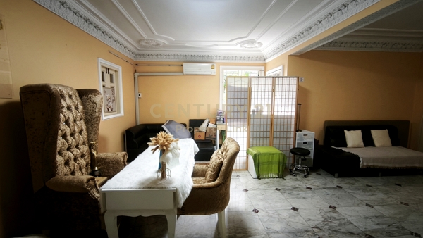 Focus on Unique Architecture & Investment: Unique Greek-Roman Style 4.5-Story Home Office for Sale | Vibhavadi 2 (250 Sq.m.) No.50-TH-69016