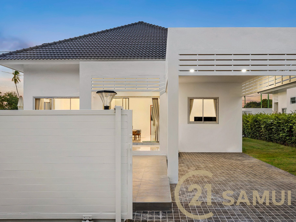 3-Bedroom Pool Villa in Leasehold for Sale in Ban Tai