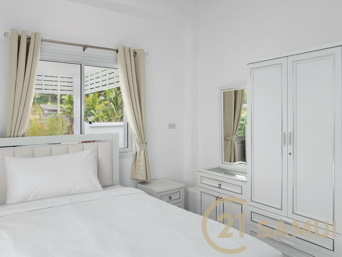 3-Bedroom Pool Villa in Leasehold for Sale in Ban Tai