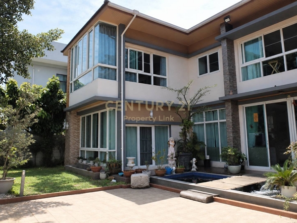 Luxury Detached House with Koi Fish Pond & Garden | Suan Luang R.9 – Ready to Move In No.55-HH-69033