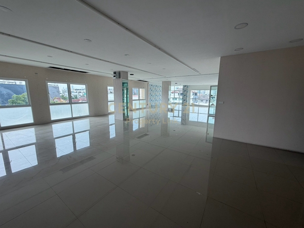 Spacious Office Space for Rent in Vibhavadi 8 (Fl. 4-6) | Up to 660 Sq.m @ 290 THB/Sq.m No.59-CB-69013