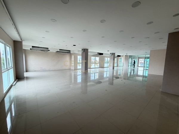 Spacious Office Space for Rent in Vibhavadi 8 (Fl. 4-6) | Up to 660 Sq.m @ 290 THB/Sq.m No.59-CB-69013