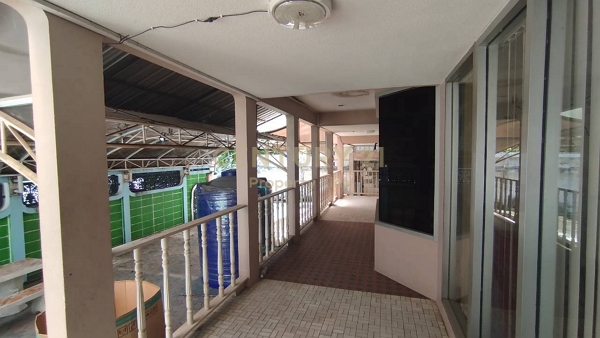 Rare Opportunity! 97 Sq.w. Single House Near University of the Thai Chamber of Commerce No.59-HH-69045