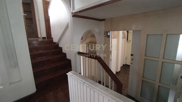 Rare Opportunity! 97 Sq.w. Single House Near University of the Thai Chamber of Commerce No.59-HH-69045