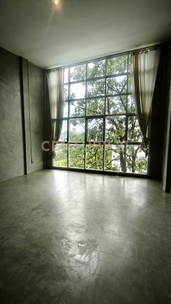 For Rent: 4-Storey Home Office in Soi Sahakarnpramun (Pracha Uthit - Ratchada) | 5 Rooms, High Ceilings, Company Reg. No.50-CB-69020